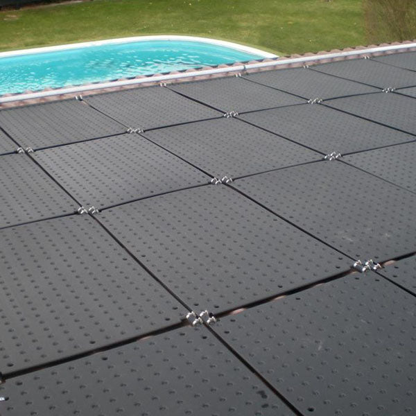 Installation complète solaire OKU jusqu'à une surface d'eau maximale de 24 m²